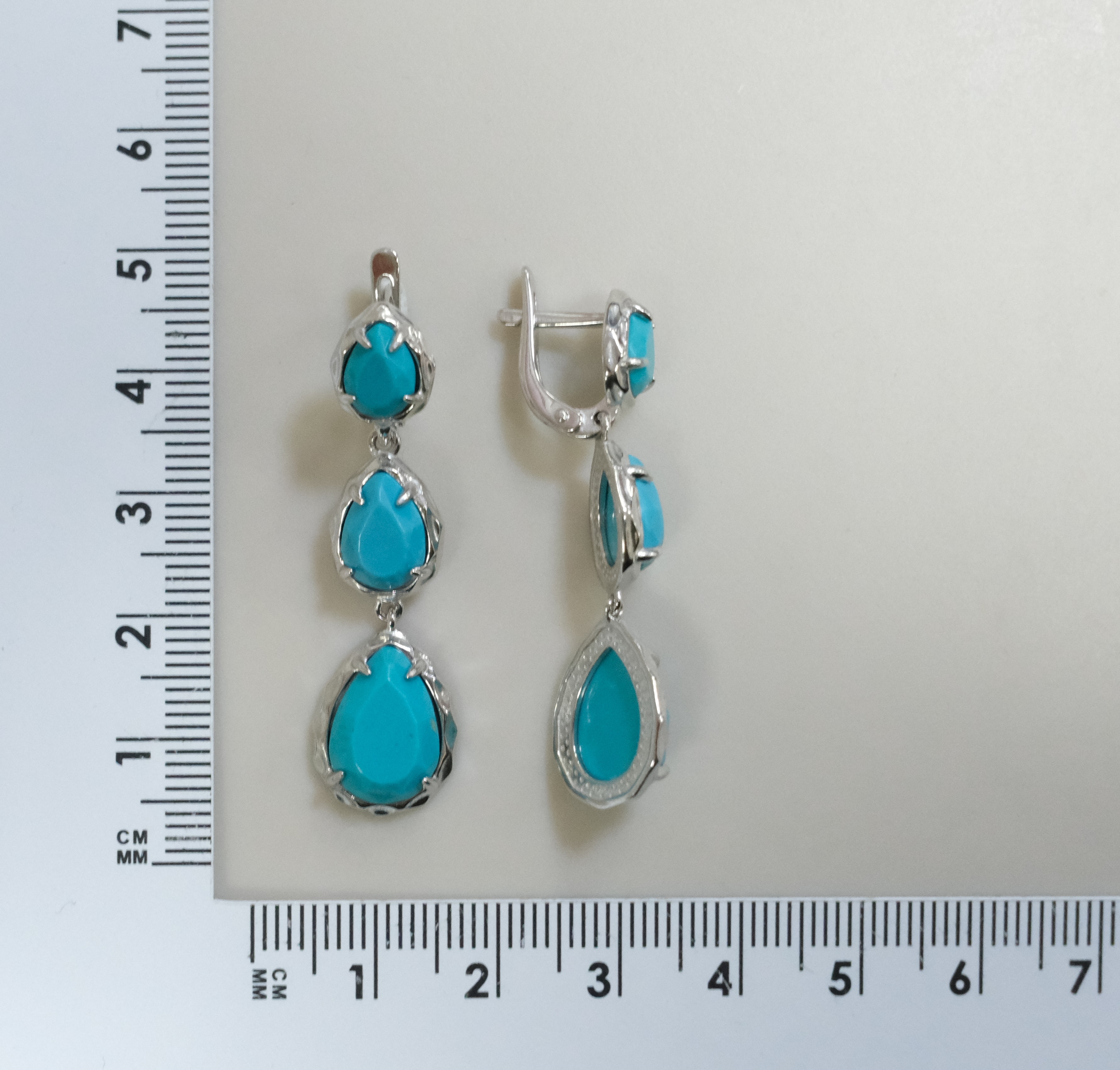 Серебряные серьги с бирюзой